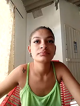 Lyra Siren online show from April 4, 4:46 pm