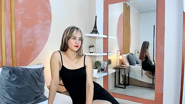 Alina Valmont online show from July 10, 2:06 pm