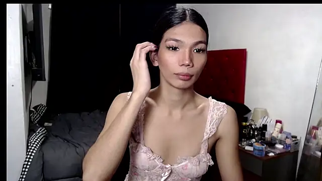hikarilust23xx online show from May 27, 7:10 pm