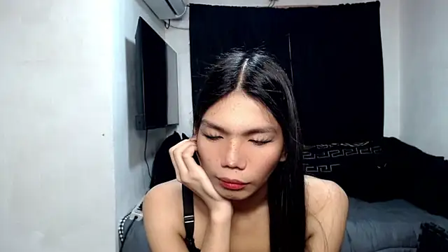 hikarilust23xx online show from April 17, 6:00 pm