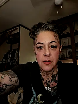 Kitty bang online show from April 1, 5:20 am