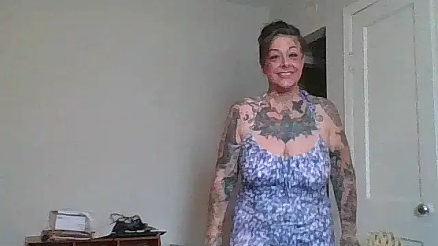 Snapshot of Kitty_bang chatting on July 19, 5:42 pm Kitty bang online show from July 19, 5:42 pm