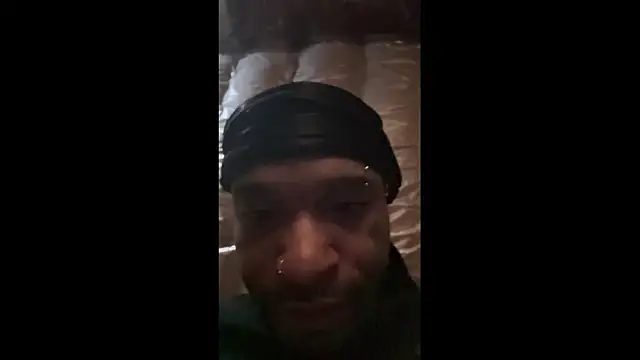 Snapshot of JRNBLU44 chatting on May 11, 10:51 pm JRNBLU44 online show from May 11, 10:51 pm