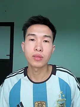tuanhip online show from April 5, 3:02 am