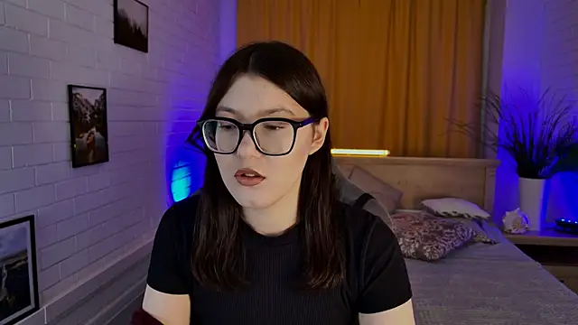 JennyGibson online show from April 14, 5:12 am
