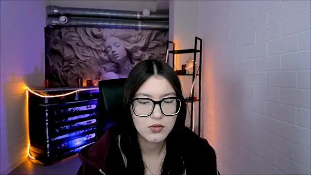 JennyGibson online show from April 8, 5:09 am