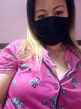 Bristy BigBoobs online show from April 14, 3:11 am