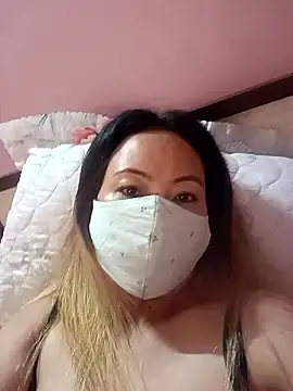 Bristy BigBoobs online show from April 3, 9:05 am