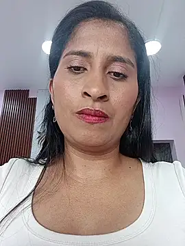 SofiaMendez1  online show from April 28, 3:05 pm