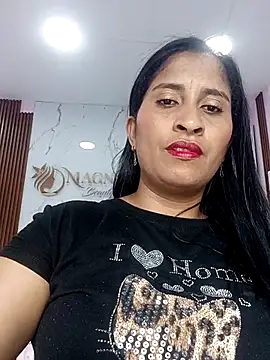 SofiaMendez1  online show from April 14, 3:39 pm