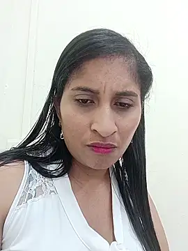 SofiaMendez1  online show from June 20, 5:51 pm
