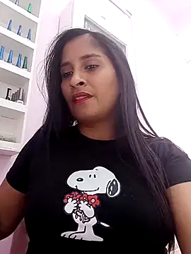 SofiaMendez1  online show from April 13, 3:27 pm