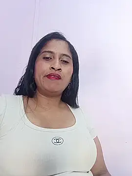 SofiaMendez1  online show from May 22, 3:21 pm