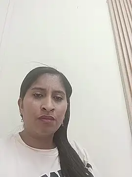 SofiaMendez1  online show from July 11, 5:35 pm