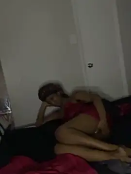 Fijixxxx online show from April 1, 8:04 am