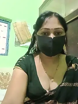 Snapshot of Pinki-girl chatting on June 14, 4:57 am Pinki-girl online show from June 14, 4:57 am