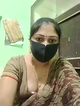 Snapshot of Pinki-girl chatting on June 16, 8:14 am Pinki-girl online show from June 16, 8:14 am