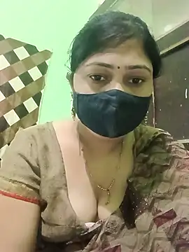 Snapshot of Pinki-girl chatting on July 8, 4:57 am Pinki-girl online show from July 8, 4:57 am