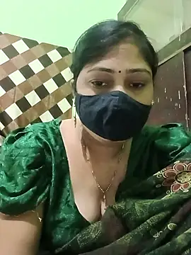 Snapshot of Pinki-girl chatting on July 7, 5:32 am Pinki-girl online show from July 7, 5:32 am
