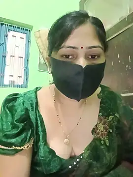 Snapshot of Pinki-girl chatting on June 15, 5:18 am Pinki-girl online show from June 15, 5:18 am