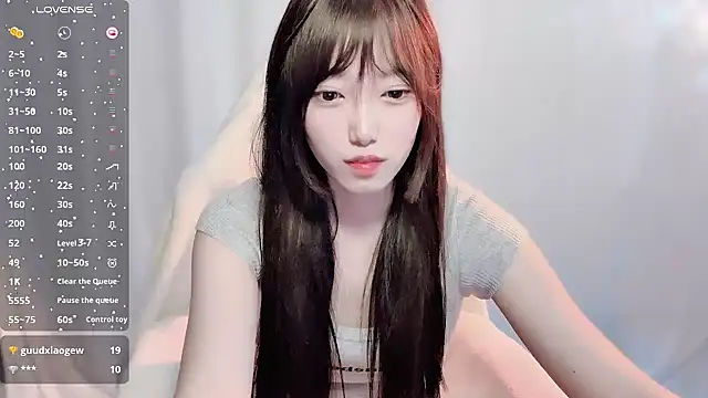 luckyuyu66 online show from May 5, 2:09 pm