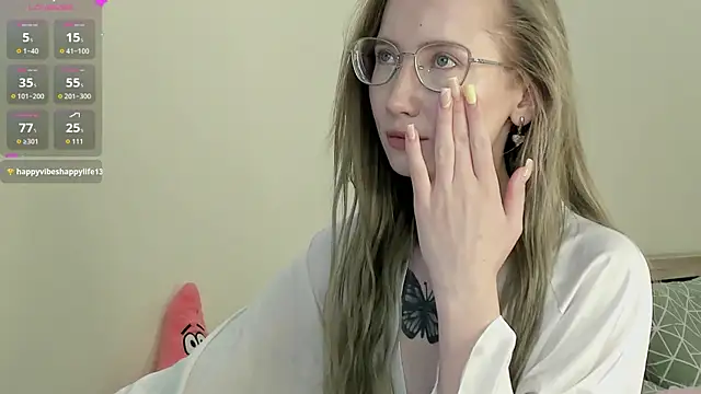 Snapshot of Leona_Vixen chatting on July 3, 4:08 am Leona Vixen online show from July 3, 4:08 am