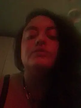Snapshot of Jasmynehot chatting on July 17, 1:52 pm Jasmynehot online show from July 17, 1:52 pm