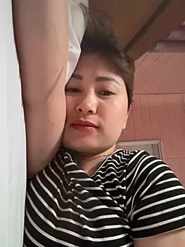 Snapshot of Ava_xxx chatting on July 6, 7:37 am Ava xxx online show from July 6, 7:37 am