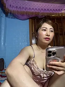 Snapshot of Ava_xxx chatting on June 14, 4:57 am Ava xxx online show from June 14, 4:57 am