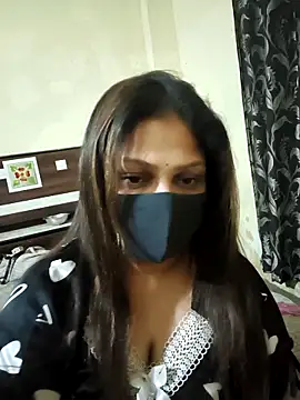 SluttySonam online show from April 5, 9:21 pm