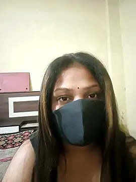 SluttySonam online show from April 9, 1:06 pm