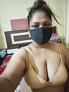 SluttySonam online show from May 13, 3:57 am