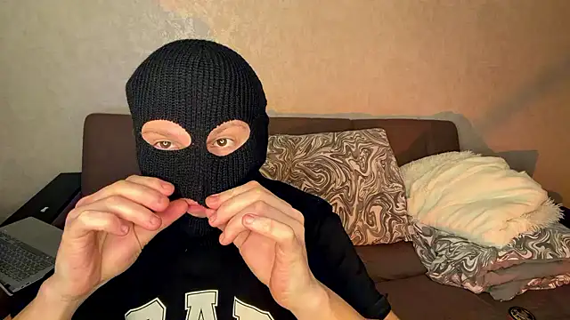 PamelaCouple  online show from April 2, 1:51 pm