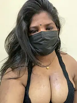 Snapshot of Shalu_naughty69 chatting on May 24, 3:28 am Shalu naughty69 online show from May 24, 3:28 am