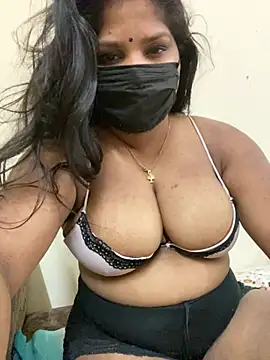 Snapshot of Shalu_naughty69 chatting on July 7, 6:47 am Shalu naughty69 online show from July 7, 6:47 am
