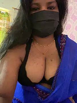 Snapshot of Shalu_naughty69 chatting on April 19, 4:46 am Shalu naughty69 online show from April 19, 4:46 am