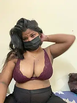Snapshot of Shalu_naughty69 chatting on May 28, 4:09 am Shalu naughty69 online show from May 28, 4:09 am