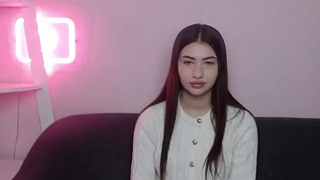 RebeccaMosc online show from April 7, 5:53 am