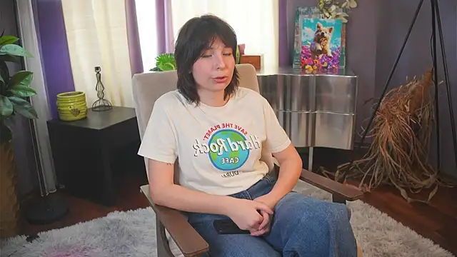 LekishaSandler online show from April 2, 11:28 am