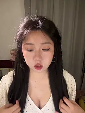 ooooBaby129 online show from April 5, 12:45 pm