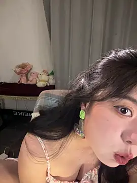 ooooBaby129 online show from May 11, 1:23 pm