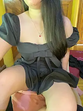 Mely2005 online show from April 28, 2:27 am