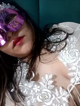 nono 114 online show from April 5, 1:07 pm