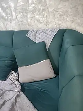 nono 114 online show from April 7, 9:16 pm