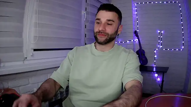 DaddySlava online show from April 30, 8:57 pm