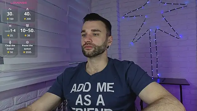 Snapshot of DaddySlava chatting on June 16, 6:19 pm DaddySlava online show from June 16, 6:19 pm