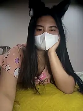 Alicee 001 online show from April 3, 3:51 pm