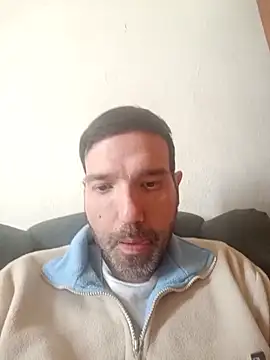 olivaissul online show from April 13, 1:37 pm