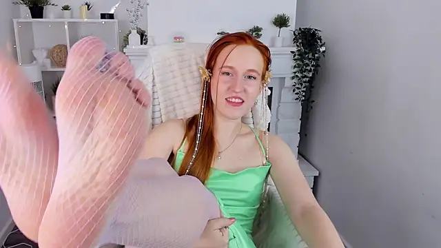 Snapshot of EvaBellea chatting on April 14, 1:27 pm EvaBellea online show from April 14, 1:27 pm
