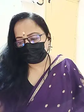 Snapshot of monisha_cam chatting on July 8, 4:40 pm monisha cam online show from July 8, 4:40 pm
